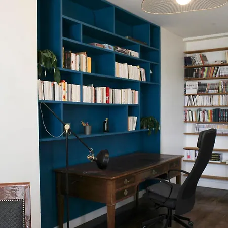 Appartement Spacious 3-room With Balcony In The Heart Of Paris