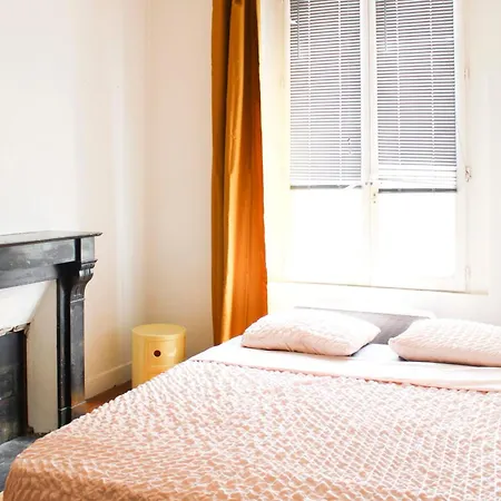 Spacious 3-room With Balcony In The Heart Of